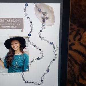 Vantel Pearls date night necklace